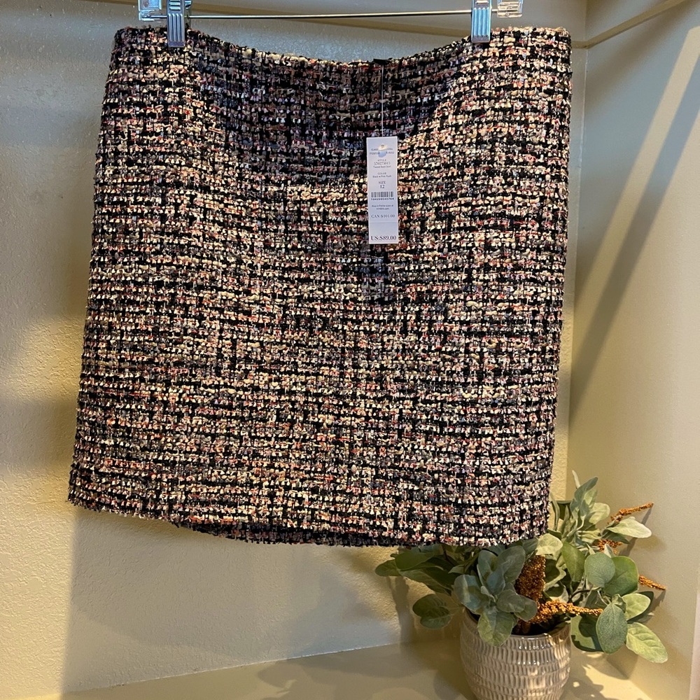 WHBM - Tweed Bootskirt